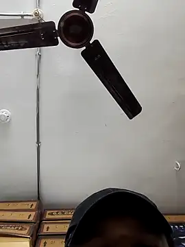 akhil3290 (Ask my age) - 100