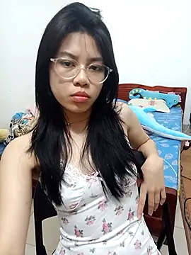 Webcam Model (Katanh)  is live.Free join now!