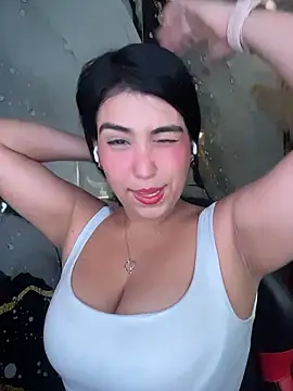 Webcam Model (emmamilk6)  is live.Free join now!