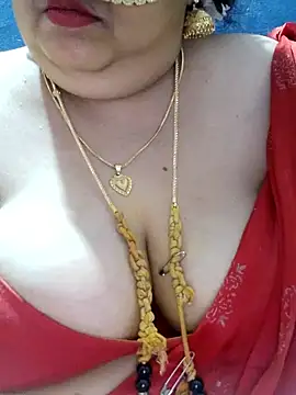 Webcam Model (tamilthanushri)  is live.Free join now!