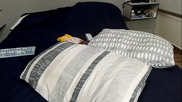 spicyjtom_a (M young) - anal revers cowgirl