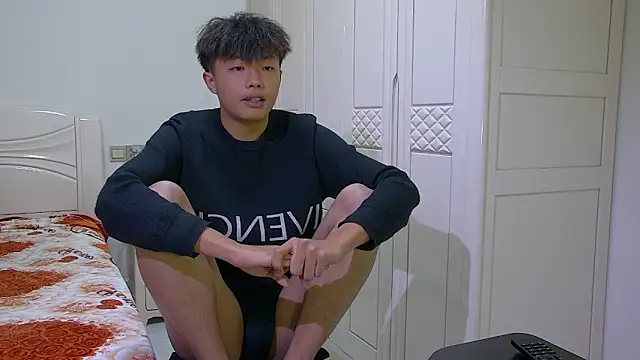 chocolates-001 (M young) - 脱光衣服