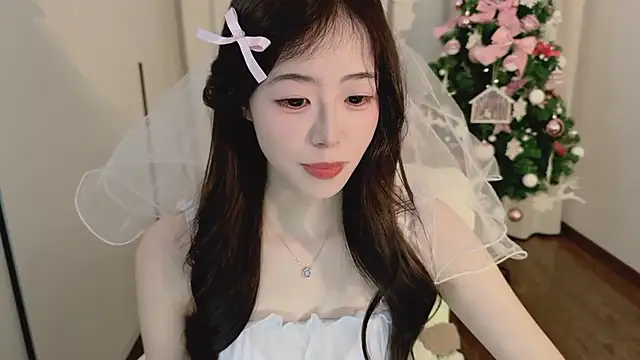 美女Onecutelittle在线直播