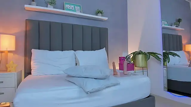 cristina_gallardo - Cristina_gallardo's free webcam - UK Sex Cams