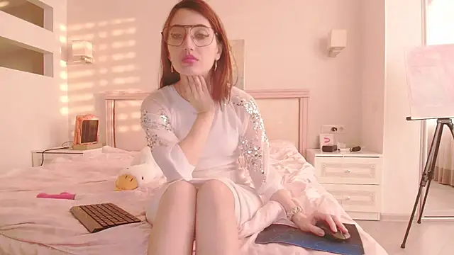 iren (F young) - show tits🤗💖💦