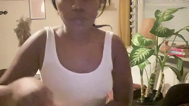 veemoney (F young) - flash tits
