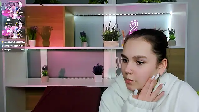 mila_glow1 - Mila_glow1's free webcam