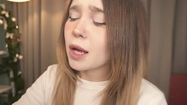 lina_glow - Lina_Glow's free webcam - UK Sex Cams