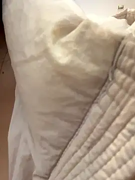 molly-xiao (F milf) - 全裸下半身