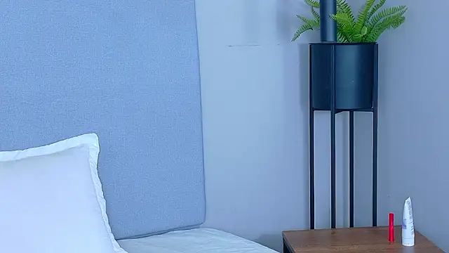 lexyquin (F teen) - Rub pussy