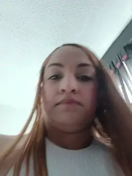 ruby_hott (F young) - show blowjob