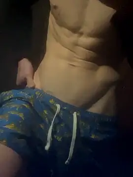 cazzone912025 webcam