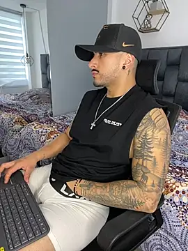ALEXXX_KING webcam