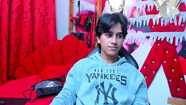 alex_477 - Alex_477's free webcam - UK Sex Cams