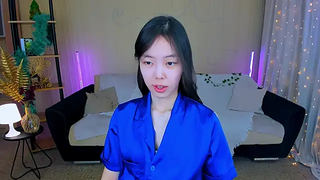 Webcam Model (SoulHarmoonyy)  is live.Free join now!