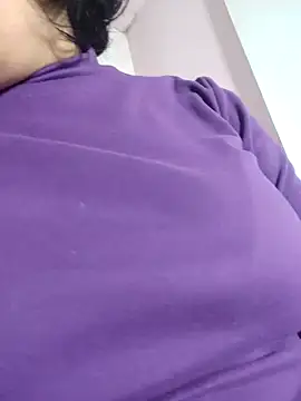 Webcam Model (Molly_newman6) is live