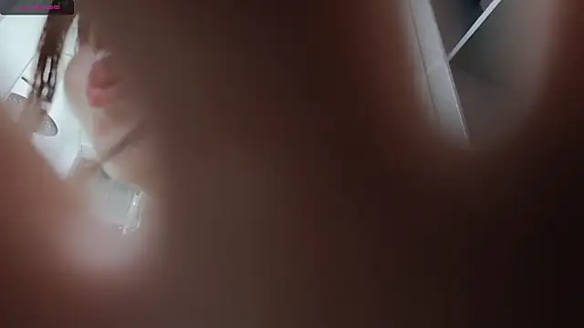 美女lvy-w在线直播