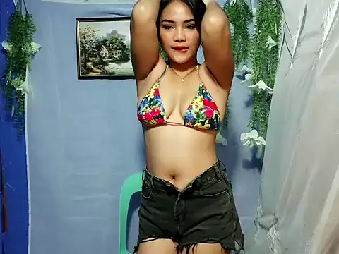 Webcam Model (Mia_Cally)  is live.Free join now!