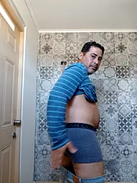 piscis46 (Ask my age) - Masturbarme