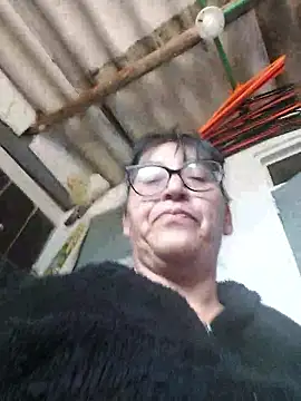 Webcam Model (clarita_01)  is live.Free join now!