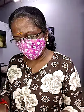 umashreetamil - Umashreetamil's free webcam - UK Sex Cams