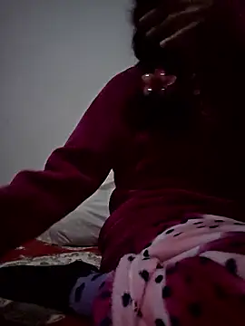 Webcam Model (altinya)  is live.Free join now!