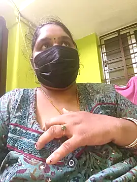 villageanuty (F milf) - Ticket Show