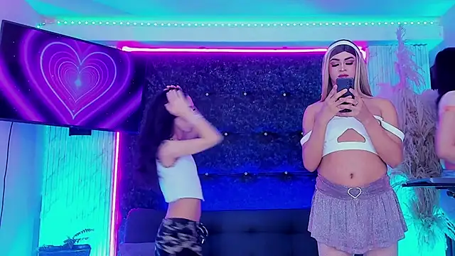 Queens_Wonders_Blonders