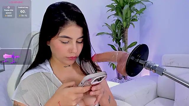 alissaowens_ - Alissaowens_'s free webcam - UK Sex Cams