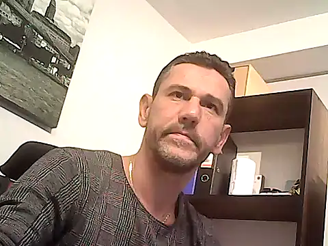 mastercharisma35 (Ask my age) - I am hetero and I am in the office