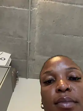 slimcateee (F milf) - Make me squirt nd come