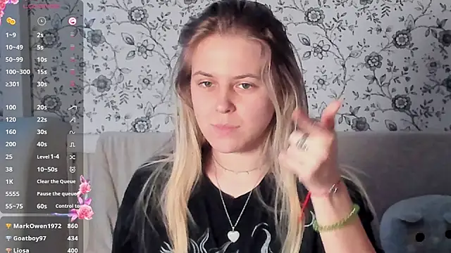 angelanty (F young) - stand up