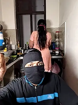 Heena-143's live cam