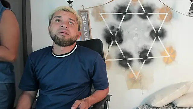 StephaniaAndRandy webcam