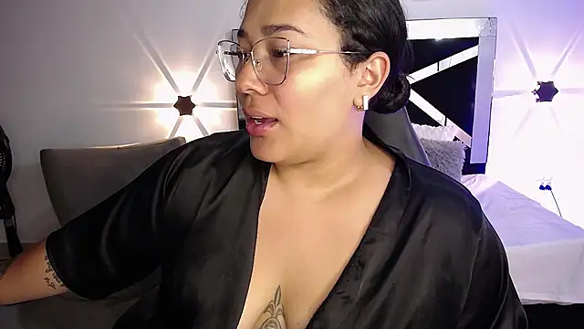 CataleyaRoselle webcam