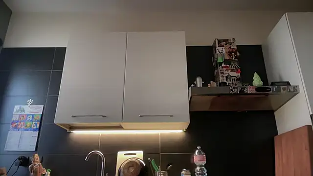 theitalianbear (Ask my age) - CUM AT GOAL OR IN PVT SHOW