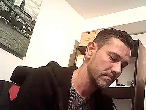 mastercharisma35 - Mastercharisma35's free webcam - UK Sex Cams