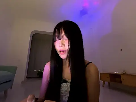 美女77momomo在线直播