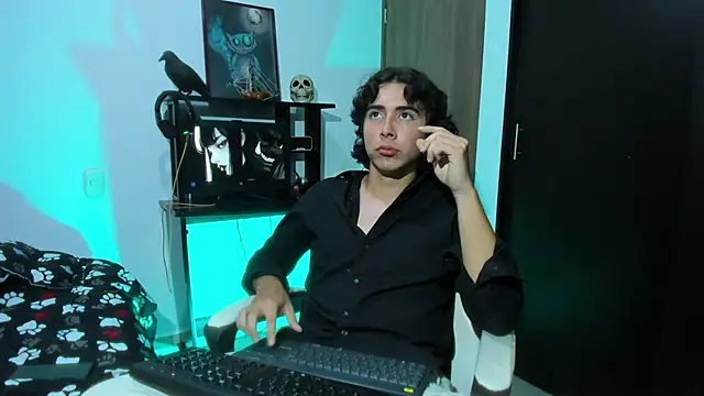 Baji_Keisuke_ webcam