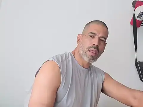 jackbigcock11 webcam