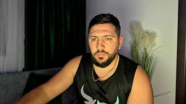 Gold_Alpha_Boy webcam