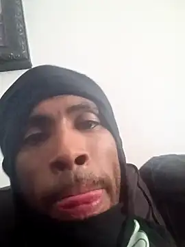 bbclongstrong1433 webcam