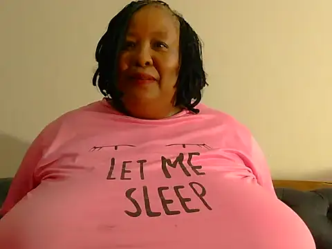 nancy111 - Nancy111's free webcam