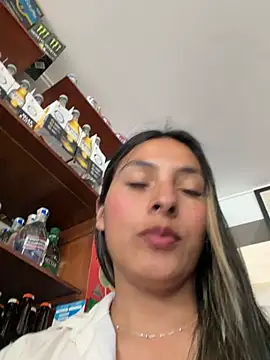 Webcam Model (Cami_Leon2)  is live.Free join now!