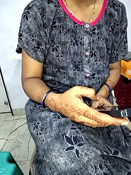 Cute-Telugu-Teacher webcam