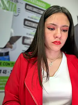 charlotte__05 - CHARLOTTE__05's free webcam