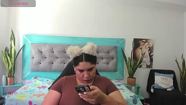 roxx_iie - Roxx_iie's free webcam