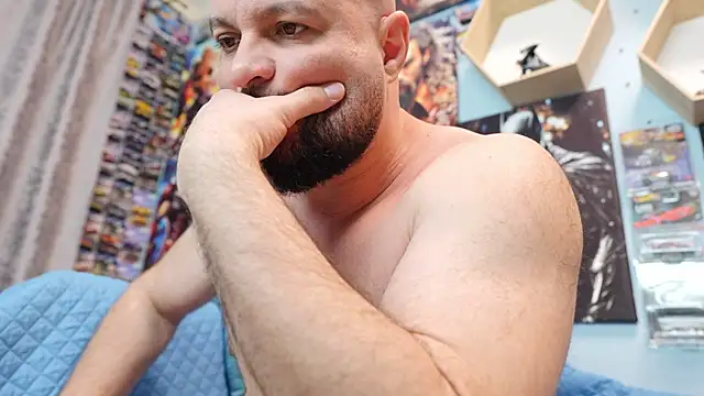 Muscle_Bear webcam