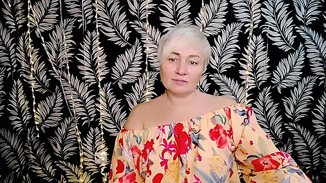 Olivia_playful webcam