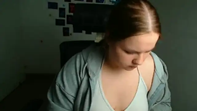 Kitty_Mia_Kitty webcam